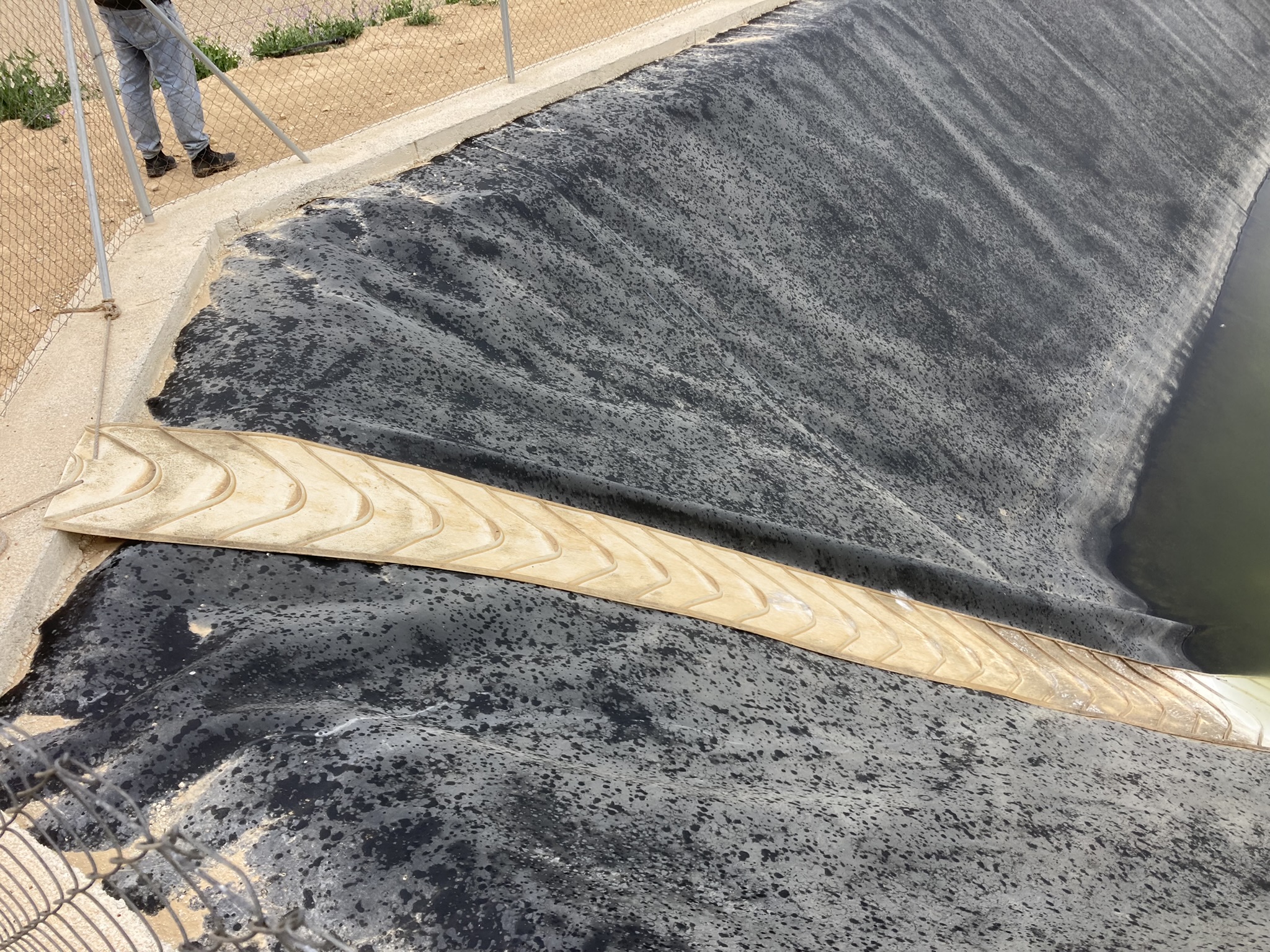 Rampa de escape visible